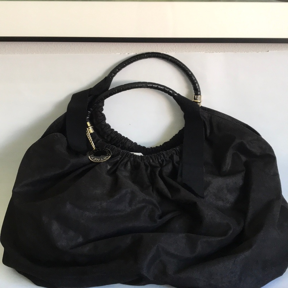 Stella McCartney hobo Large in black